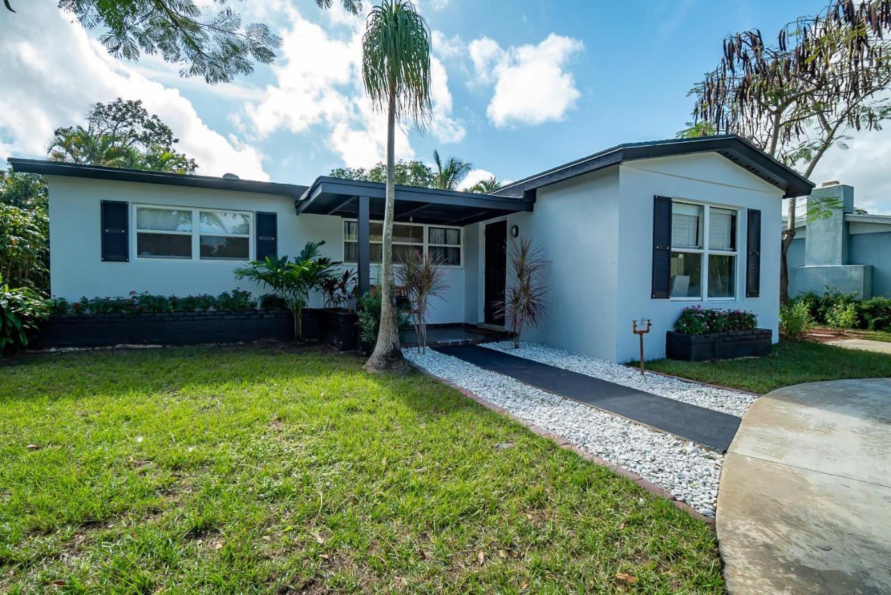 West Palm Beach Elegant 5Br With Hot Tub And Fire Pit Near Beach ภายนอก รูปภาพ