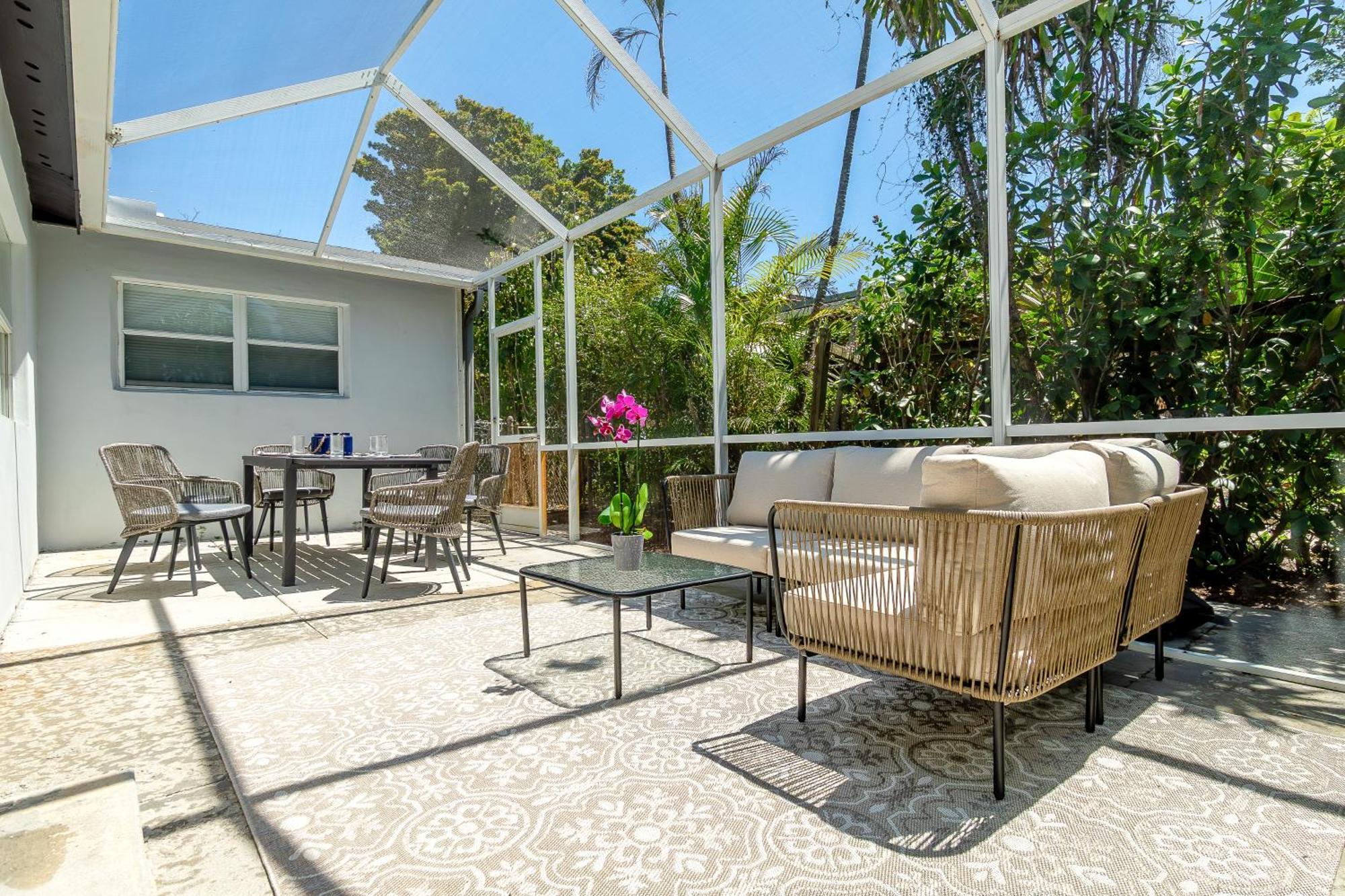 West Palm Beach Elegant 5Br With Hot Tub And Fire Pit Near Beach ภายนอก รูปภาพ
